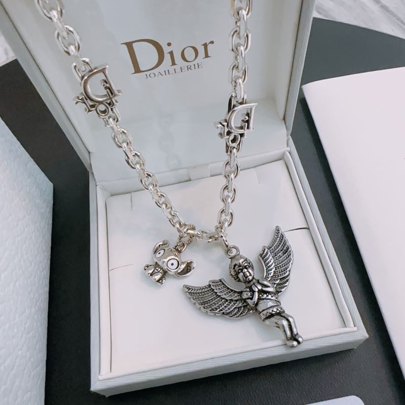 chr1st1an D10r necklaces